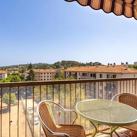Large 1 Bedroom Close To The Beach With Ac And Terrace - Dodo Et Tartine * تولون