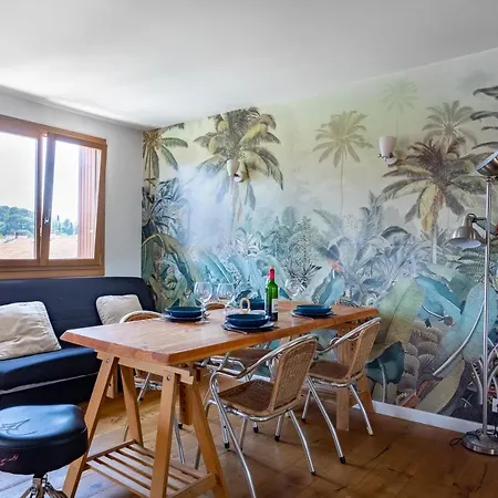 Large 1 Bedroom Close To The Beach With Ac And Terrace - Dodo Et Tartine بيت للعطل