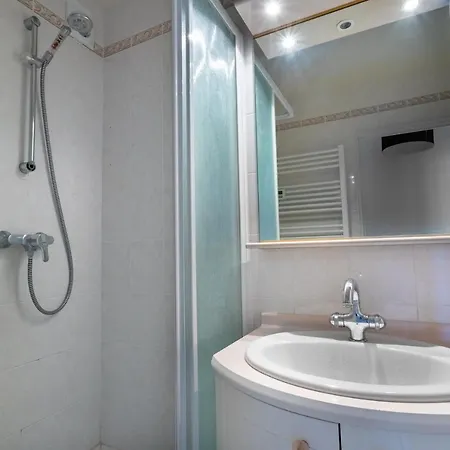 بيت للعطل Large 1 Bedroom Close To The Beach With Ac And Terrace - Dodo Et Tartine